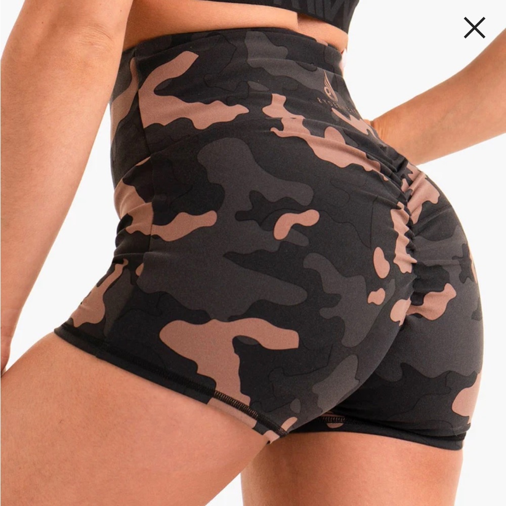 Ryderwear Camo Scrunch Bumm Shorts Size Small Workout Camouflage